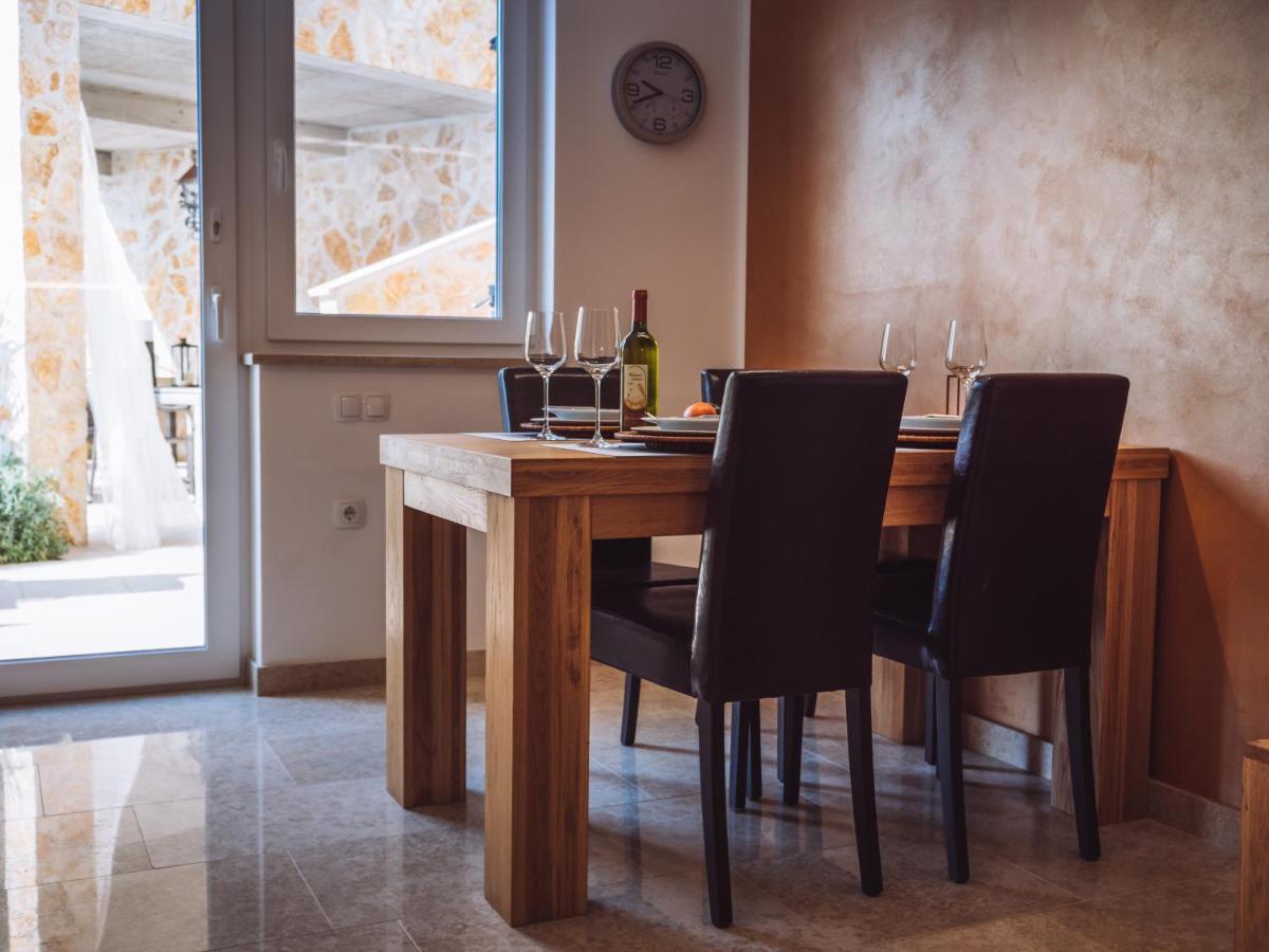 Casa Mariela Lägenhet Lovran Exteriör bild